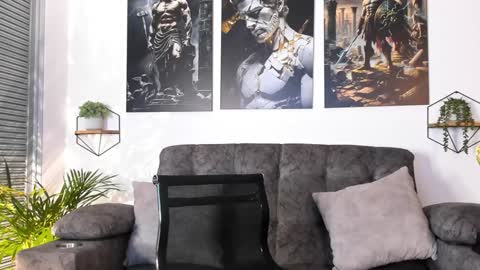 Snapshot of dylanrivera_ chatting on 01/12/25, 02:24 Dylan Rivera online show from 01/12/25, 02:24