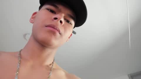 Snapshot of dylanroyce_ chatting on 03/07/26, 12:02 dylanroyce_ online show from 03/07/26, 12:02