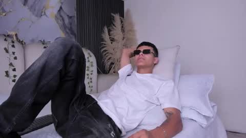 Snapshot of dylanroyce_ chatting on 03/13/26, 12:34 dylanroyce_ online show from 03/13/26, 12:34
