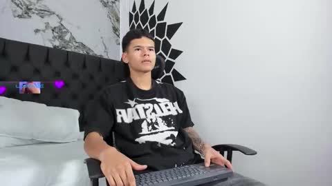 Snapshot of dylanroyce_ chatting on 03/16/26, 11:47 dylanroyce_ online show from 03/16/26, 11:47