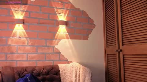 Snapshot of dylanstonne1 chatting on 12/04/25, 09:12 D Y L A N online show from 12/04/25, 09:12