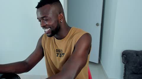 Snapshot of dylantaylor_1 chatting on 10/29/25, 04:04 Dylan Taylor online show from 10/29/25, 04:04