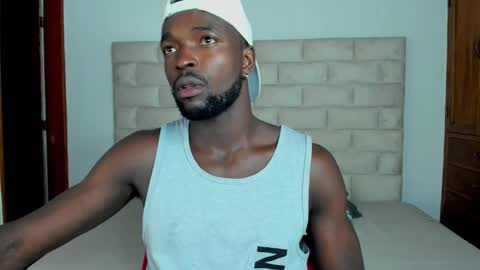 Snapshot of dylantaylor_1 chatting on 11/08/25, 11:54 Dylan Taylor online show from 11/08/25, 11:54