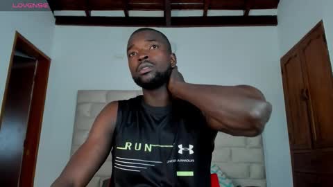 Snapshot of dylantaylor_1 chatting on 11/09/25, 01:31 Dylan Taylor online show from 11/09/25, 01:31