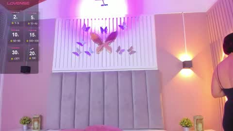 Juana online show from 12/29/24, 11:29