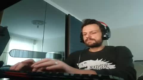 eaglecrm online show from 01/11/25, 09:57