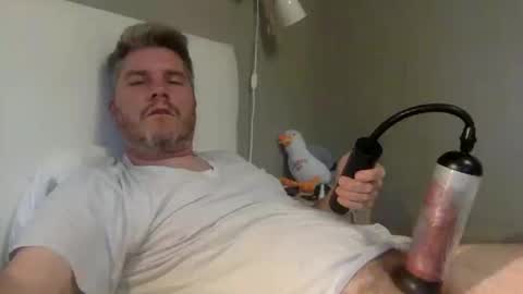 ER35 online show from 10/15/25, 04:51