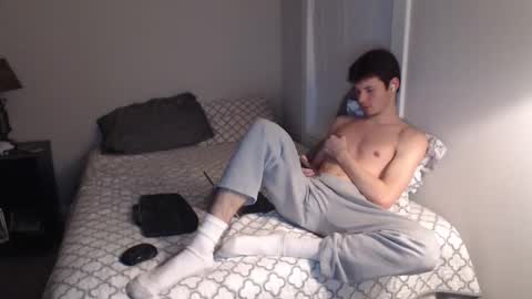 Snapshot of ealexk chatting on 01/11/25, 01:16 Alex online show from 01/11/25, 01:16