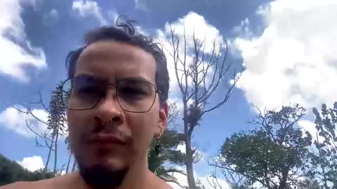 Snapshot of eaquintero629 chatting on 01/22/25, 03:07 eaquintero629 online show from 01/22/25, 03:07