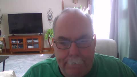 earl52 online show from 01/26/25, 05:23