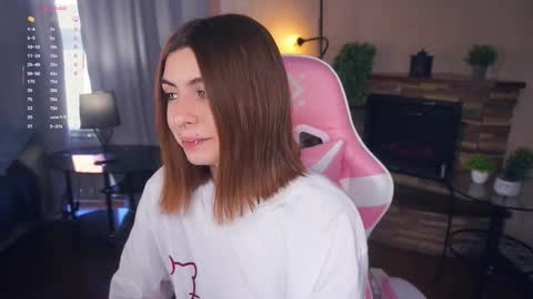 Emma online show from 10/01/25, 05:13