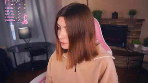 Emma online show from 10/06/25, 06:33