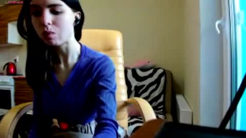 Emma online show from 07/28/26, 06:53