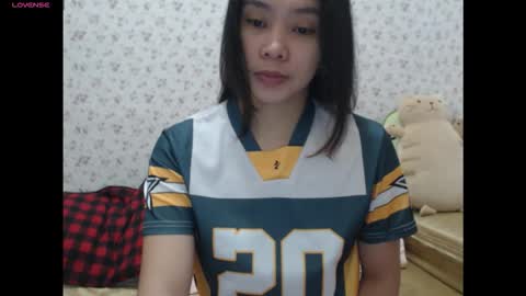 Snapshot of earthlypleasures chatting on 10/10/25, 08:19 shaina online show from 10/10/25, 08:19