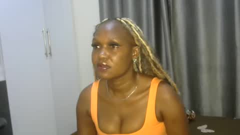 east_queen online show from 01/28/25, 07:10