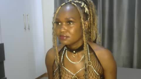 east_queen online show from 02/02/25, 02:56