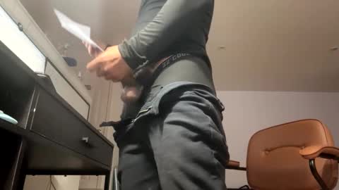 Snapshot of easternjerk chatting on 10/29/25, 12:51 easternjerk online show from 10/29/25, 12:51