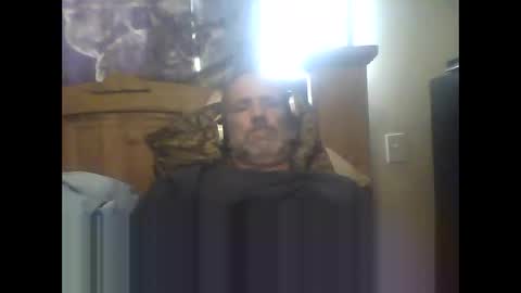 Easye online show from 12/25/24, 03:38