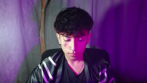 eather_luxury online show from 02/15/25, 10:42