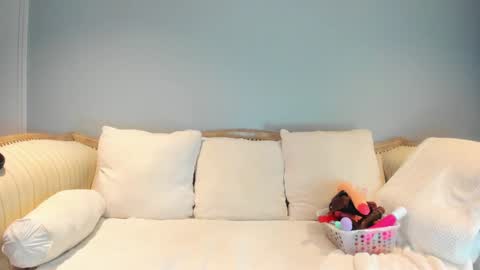 Allison online show from 10/15/25, 02:39