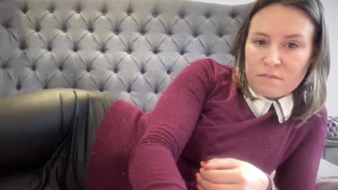 Snapshot of eatmypie69 chatting on 12/15/25, 11:03 Nadia Ferreira online show from 12/15/25, 11:03