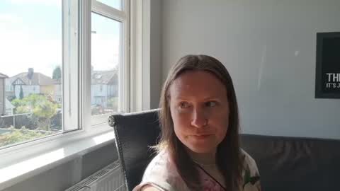 Nadia Ferreira  online show from 06/29/26, 08:31