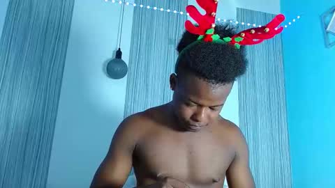 Chris Palaz  online show from 12/03/25, 07:16