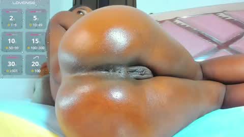 Snapshot of ebonnygoddess2 chatting on 12/18/24, 07:52 2 online show from 12/18/24, 07:52