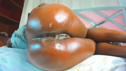 Snapshot of ebonnygoddess2 chatting on 03/01/25, 09:48 2 online show from 03/01/25, 09:48