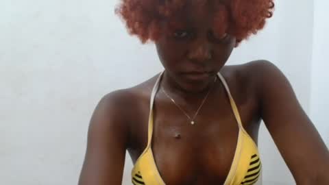 Snapshot of ebony7510 chatting on 06/06/26, 05:06 Judith online show from 06/06/26, 05:06