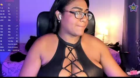 Snapshot of ebony__queen2 chatting on 06/12/26, 08:19 ebony__queen2 online show from 06/12/26, 08:19