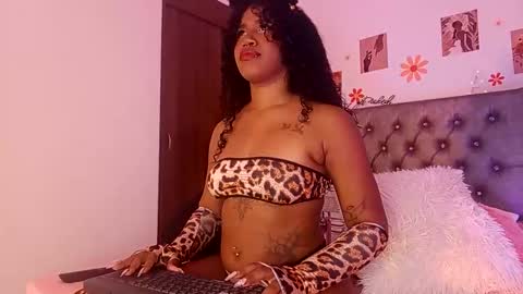 Snapshot of ebony_af chatting on 02/23/26, 08:12 ebony_af online show from 02/23/26, 08:12