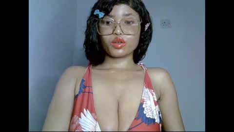 Snapshot of ebony_badgurl chatting on 04/01/26, 01:41 Ebony badgurl online show from 04/01/26, 01:41