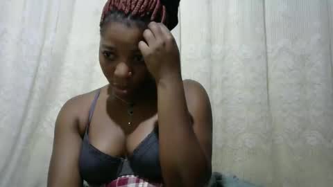 Snapshot of ebony_candy1998 chatting on 03/13/26, 06:47 ebony_candy1998 online show from 03/13/26, 06:47