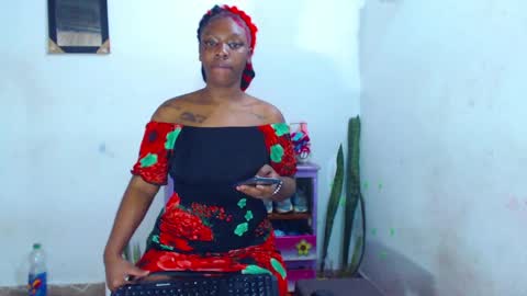 chayna smith online show from 02/12/25, 02:45