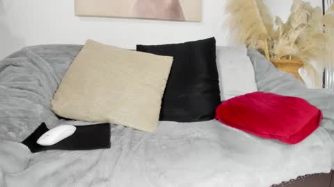 Snapshot of ebony_cristal1 chatting on 11/18/25, 03:56 Cristal Ebony online show from 11/18/25, 03:56