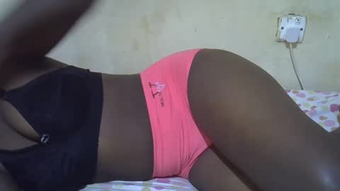 ebony_flower4 online show from 03/04/25, 06:58