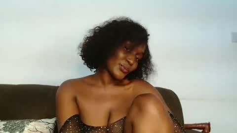 Snapshot of ebony_ghoddes chatting on 09/16/25, 05:58 ebony online show from 09/16/25, 05:58