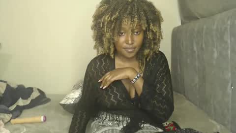 ebony_hairy online show from 01/27/25, 11:11