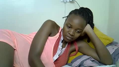Snapshot of ebony_j chatting on 05/19/26, 01:22 ebony_j online show from 05/19/26, 01:22