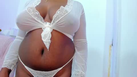 ebony_katterin online show from 12/24/24, 03:37