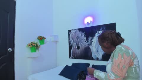 ebony_katterin online show from 12/30/24, 07:42