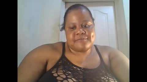 Snapshot of ebony_magixs chatting on 09/30/25, 01:43 ebony_magixs online show from 09/30/25, 01:43