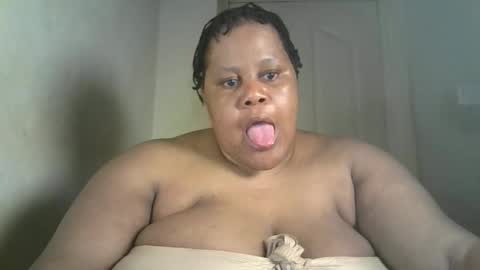 Snapshot of ebony_magixs chatting on 10/07/25, 02:25 ebony_magixs online show from 10/07/25, 02:25