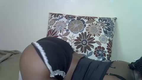 malika online show from 03/02/25, 01:05