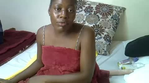 malika online show from 03/12/25, 02:56