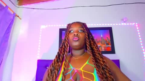 Snapshot of ebony_neighbormoans chatting on 11/10/25, 07:13 LINA online show from 11/10/25, 07:13