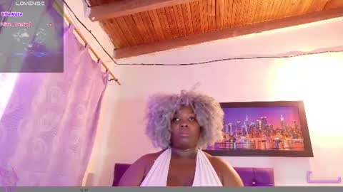 LINA  online show from 06/15/26, 05:59