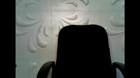 Snapshot of ebony_plumx12 chatting on 11/19/25, 08:03 Prisy online show from 11/19/25, 08:03