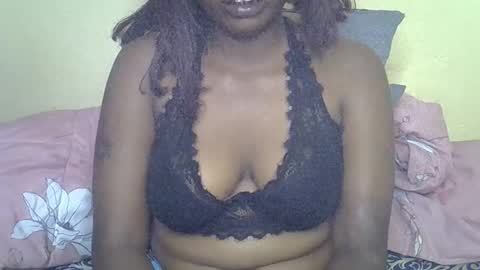 ebony_rubie online show from 12/22/25, 06:16
